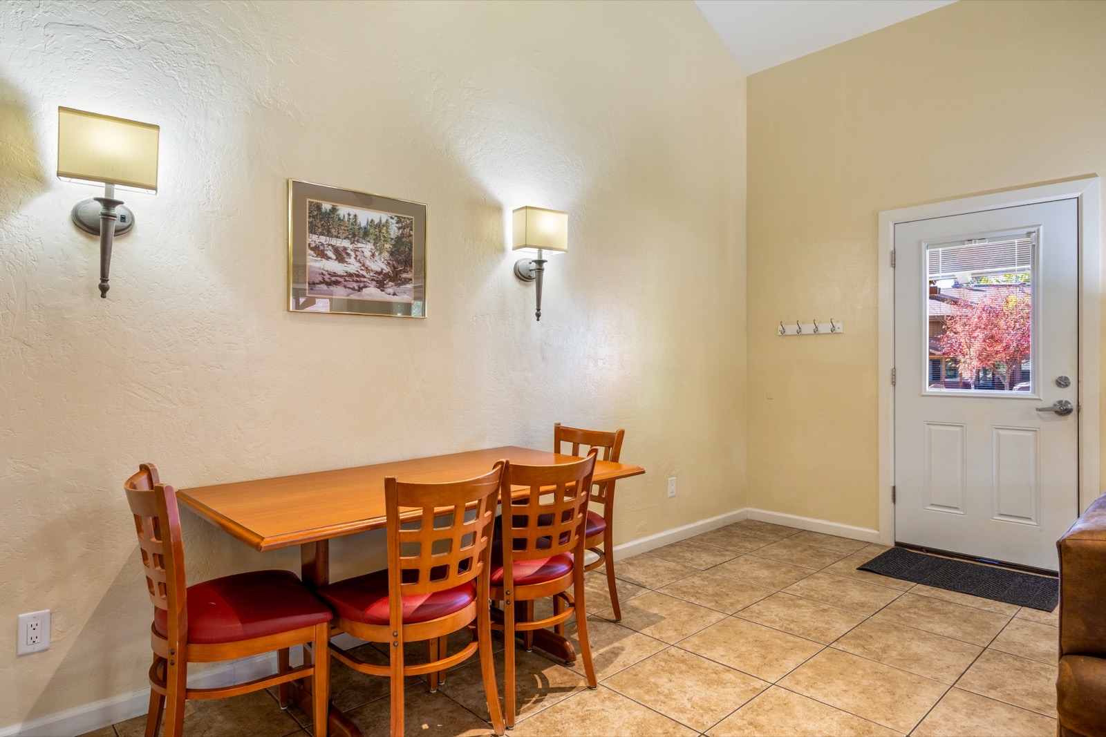 Oak Premier Studio view